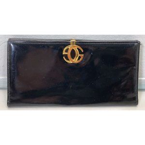 GUCCI Vintage Patent Leather Wallet
